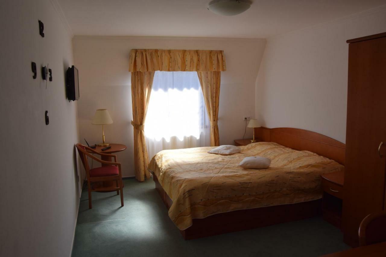 Anna Spa & Wellness Hotel Nejdek Eksteriør billede